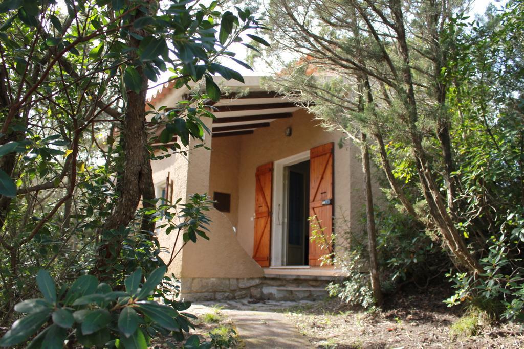 Rena Garden Apartments Santa Teresa Gallura Pokoj fotografie