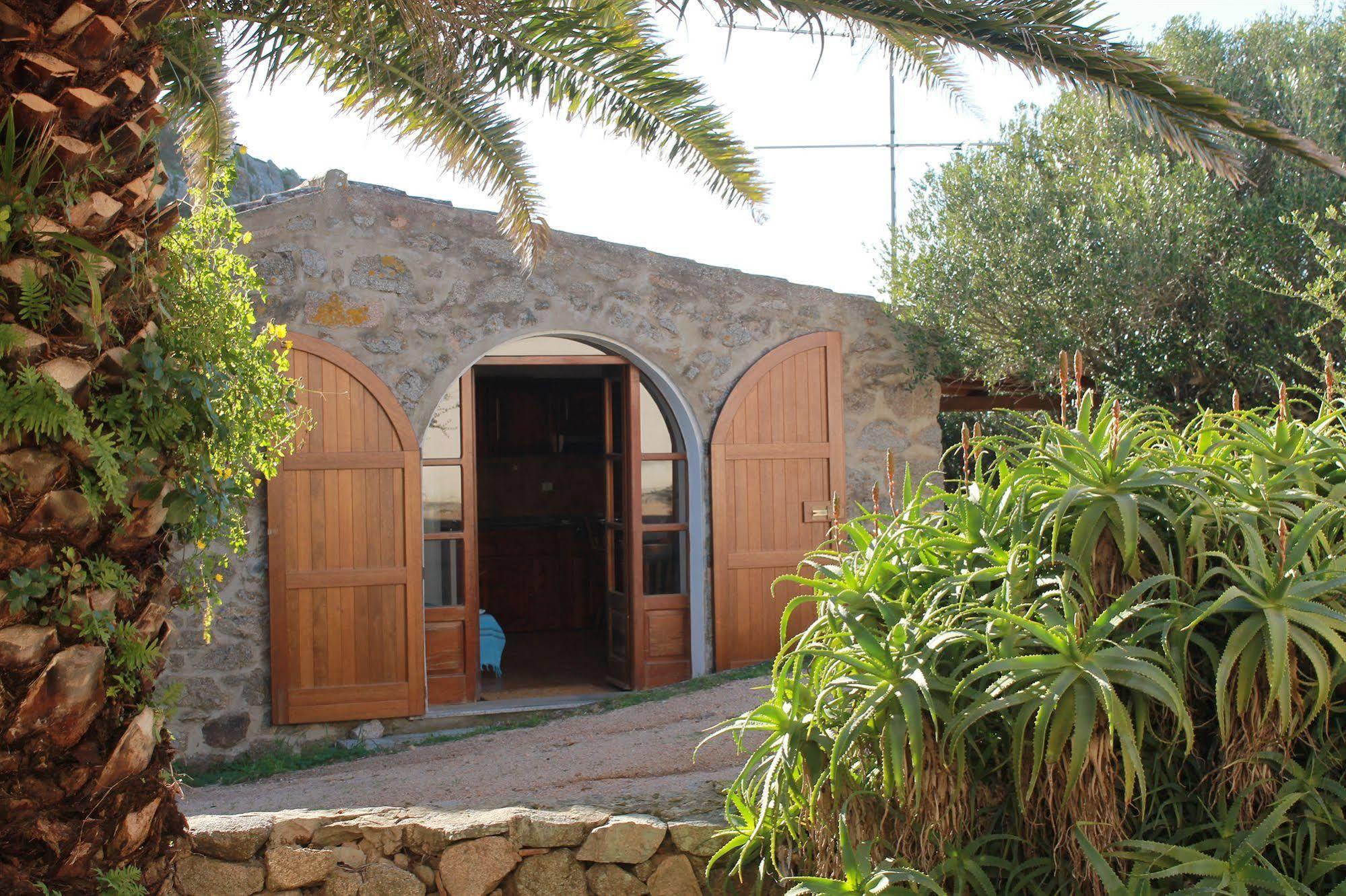 Rena Garden Apartments Santa Teresa Gallura Exteriér fotografie